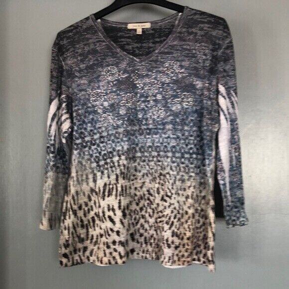 Jess & Jane Women's animal print V neck Top Size Large long sleeves glitter - Picture 1 of 5